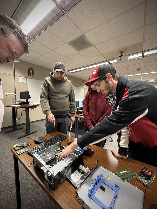 computerhardware1.jpg