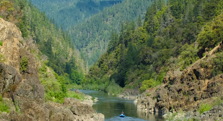 /_resources/images/mountain-valley.png